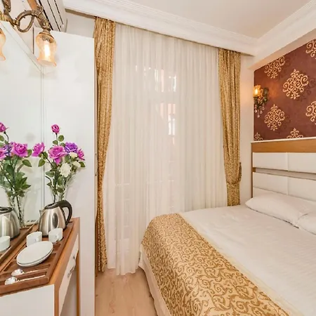 Ciwan Hotel *